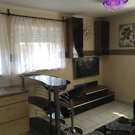 Boulevard Apartment